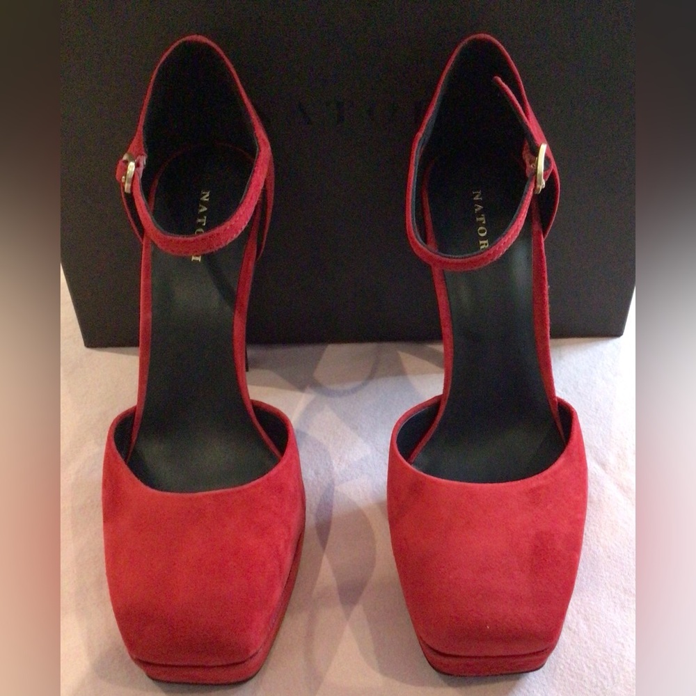 NEW Natori red suede pumps save ankle strap platform pumps size 8